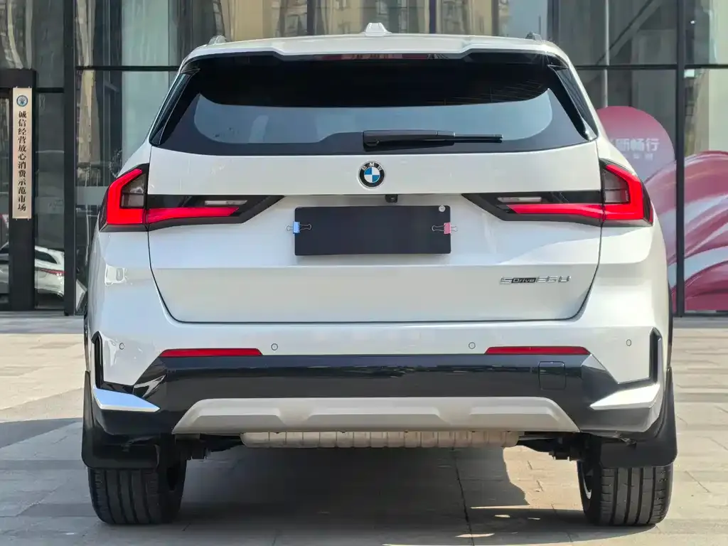 BMW X1 — фото 3