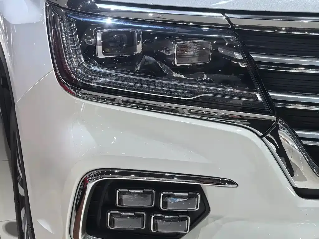 Roewe RX8 2023 из CN, фото 7