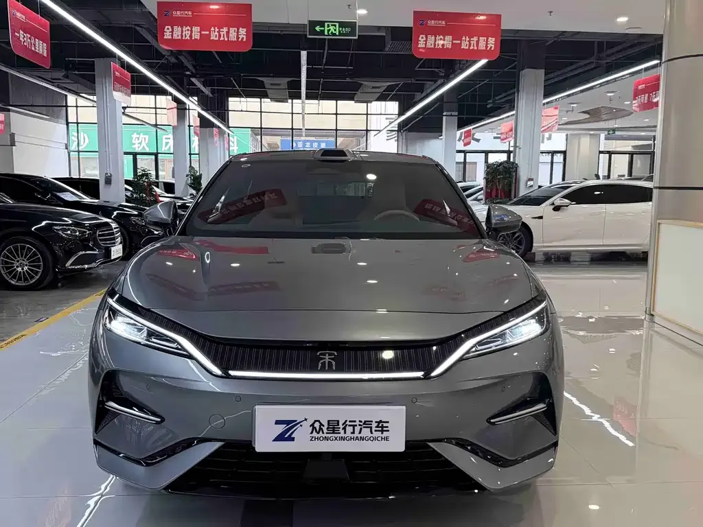 BYD L EV — фото 7