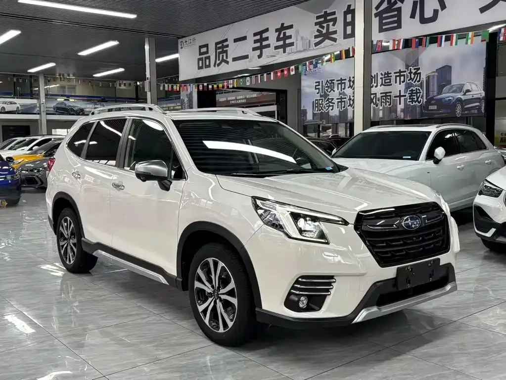 Subaru Forester 2022 из CN, фото 8