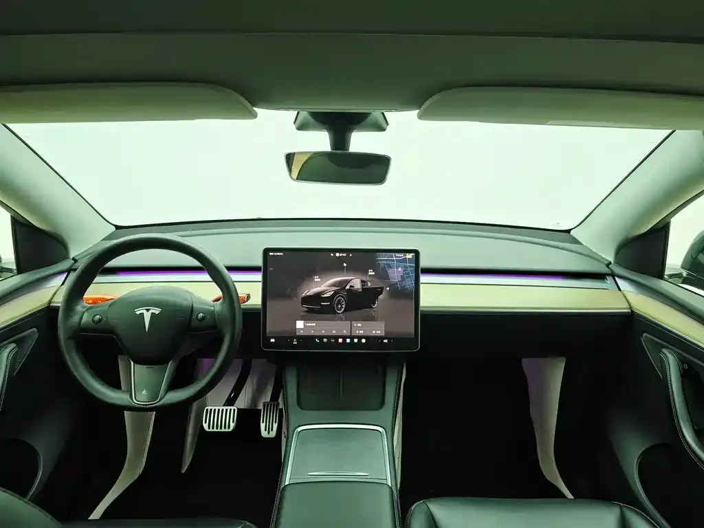 Tesla Model Y — фото 4
