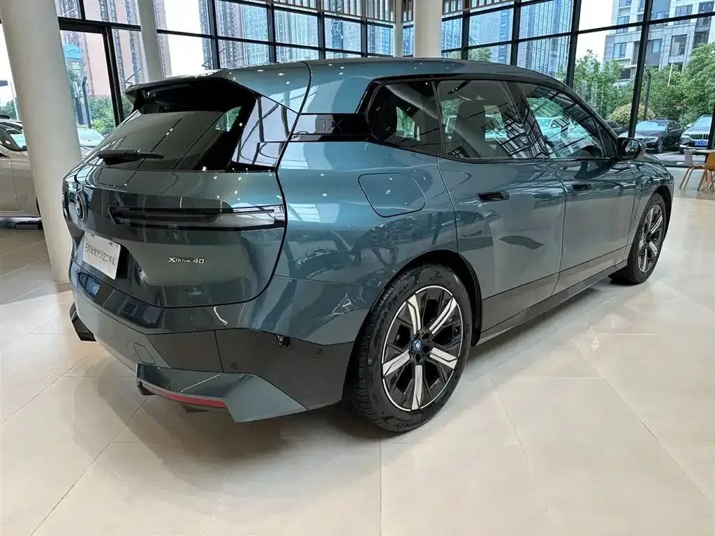 BMW iX 2023 из CN, фото 6
