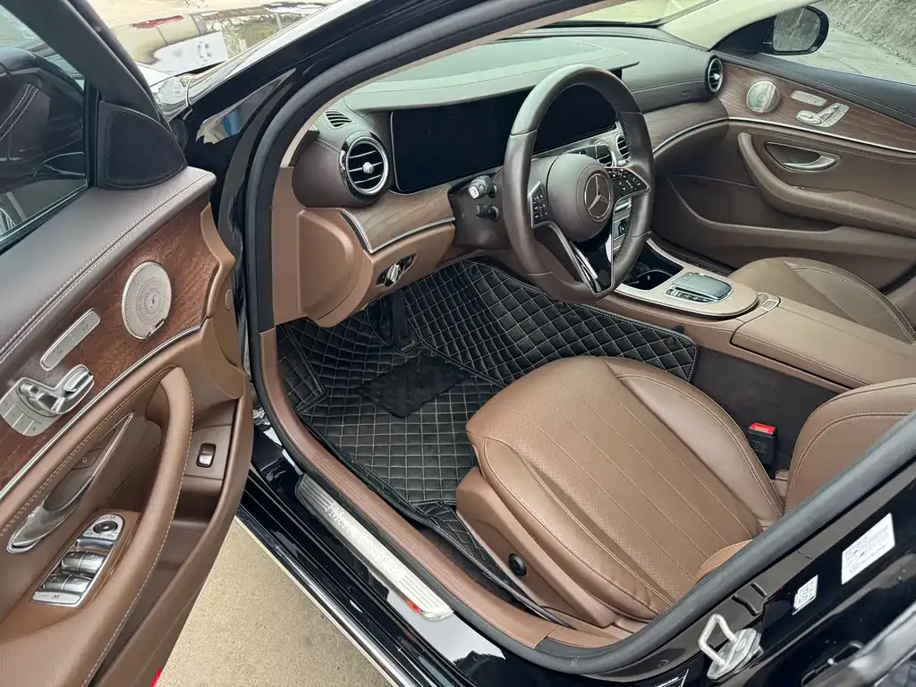 Mercedes-Benz E-Class 2023 из CN, фото 4