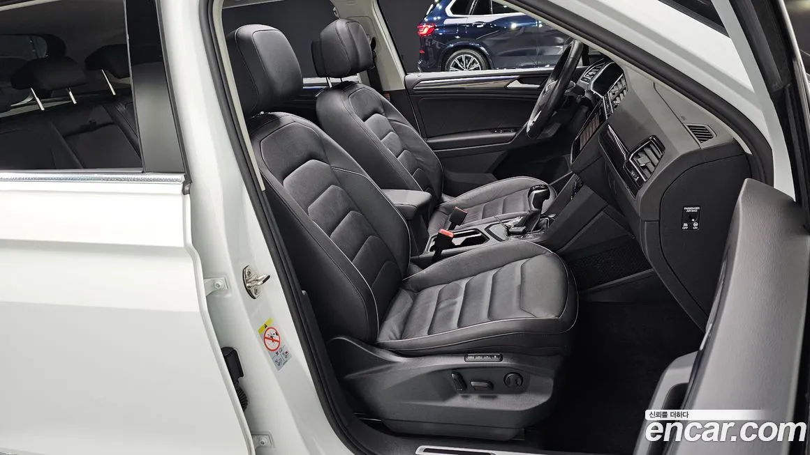 Volkswagen Tiguan — фото 5