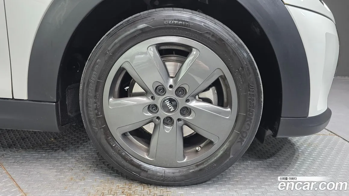 Mini Cooper 2023 из KR, фото 8