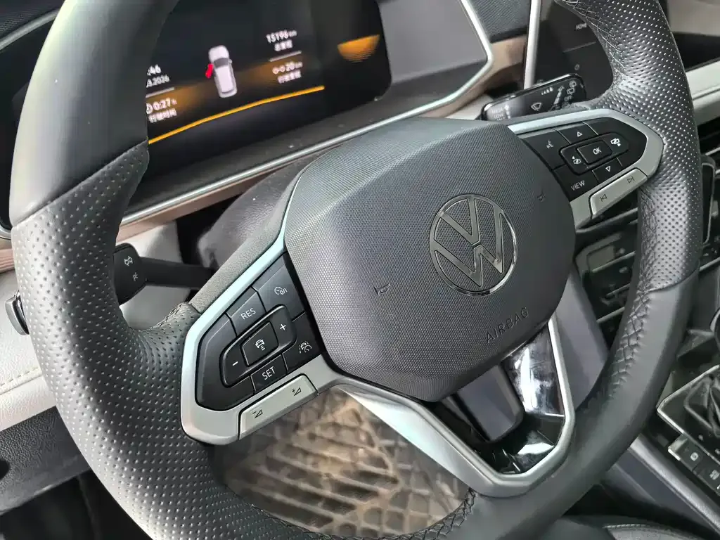 Volkswagen Tharu 2024 из CN, фото 9