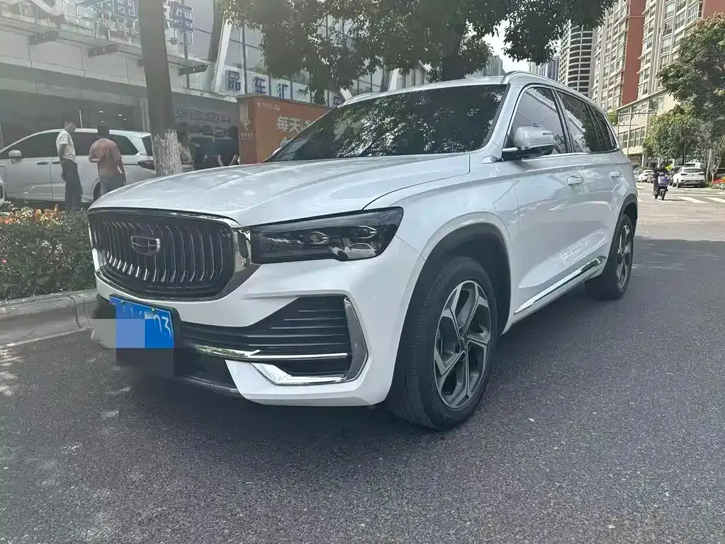 Geely Xingyue L — фото 1