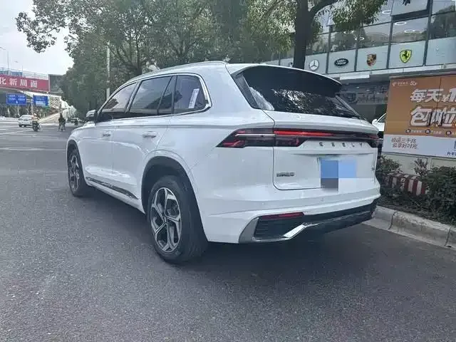 Geely Xingyue L — фото 4
