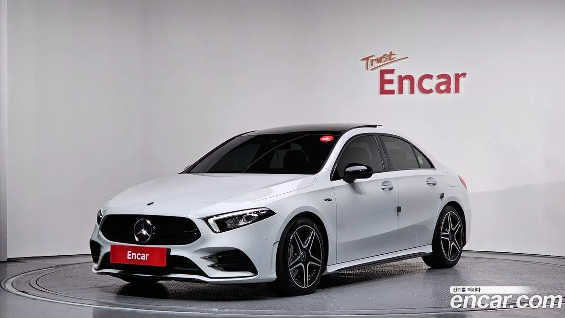 Mercedes-Benz A-Class — фото 1