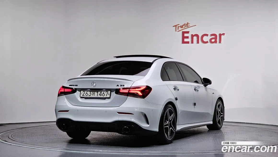 Mercedes-Benz A-Class — фото 6