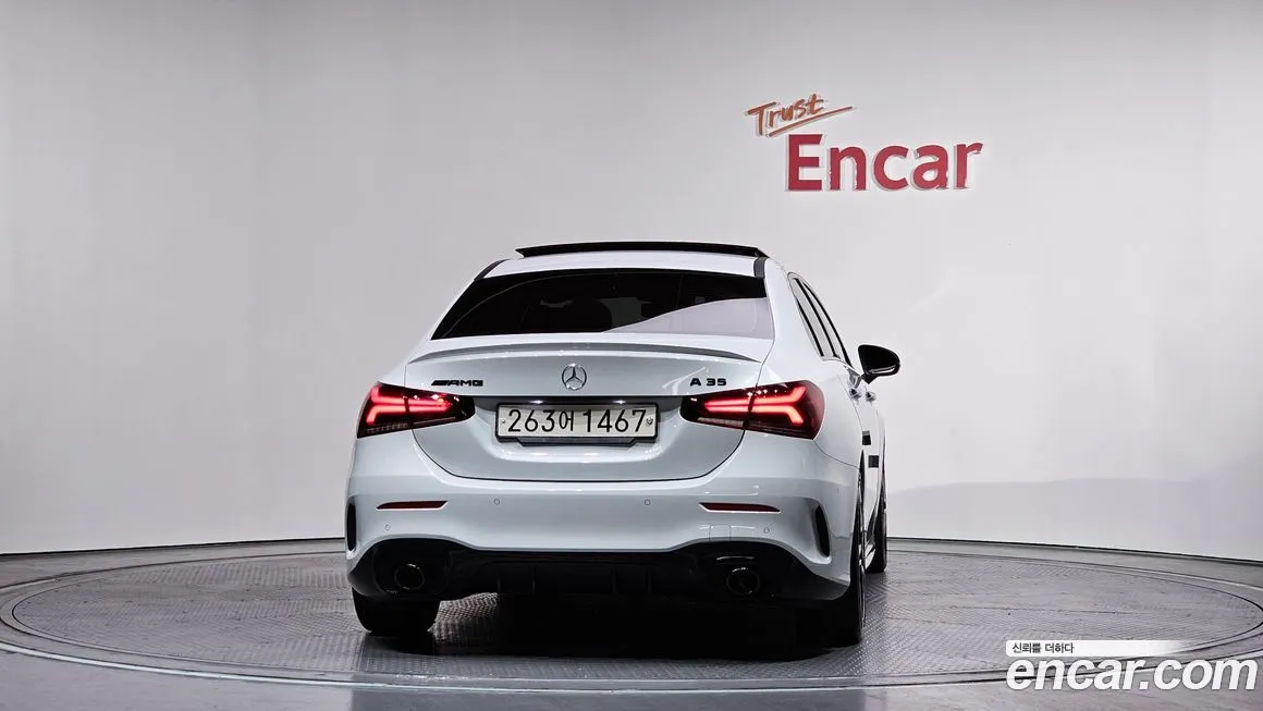 Mercedes-Benz A-Class — фото 10