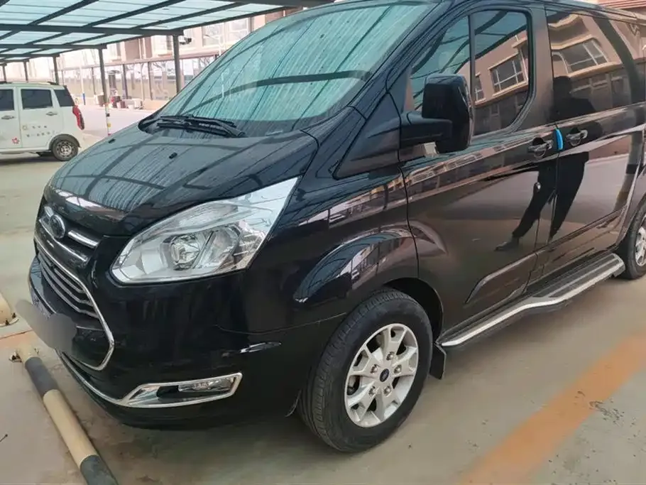 Ford Tourneo