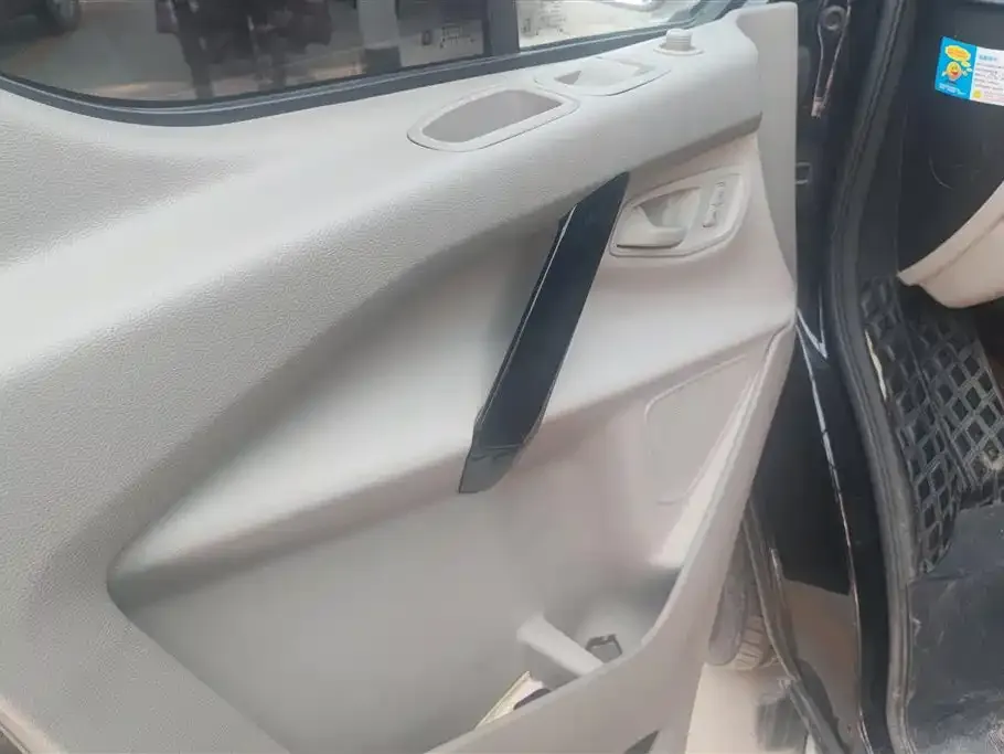 Ford Tourneo 2021 из CN, фото 4