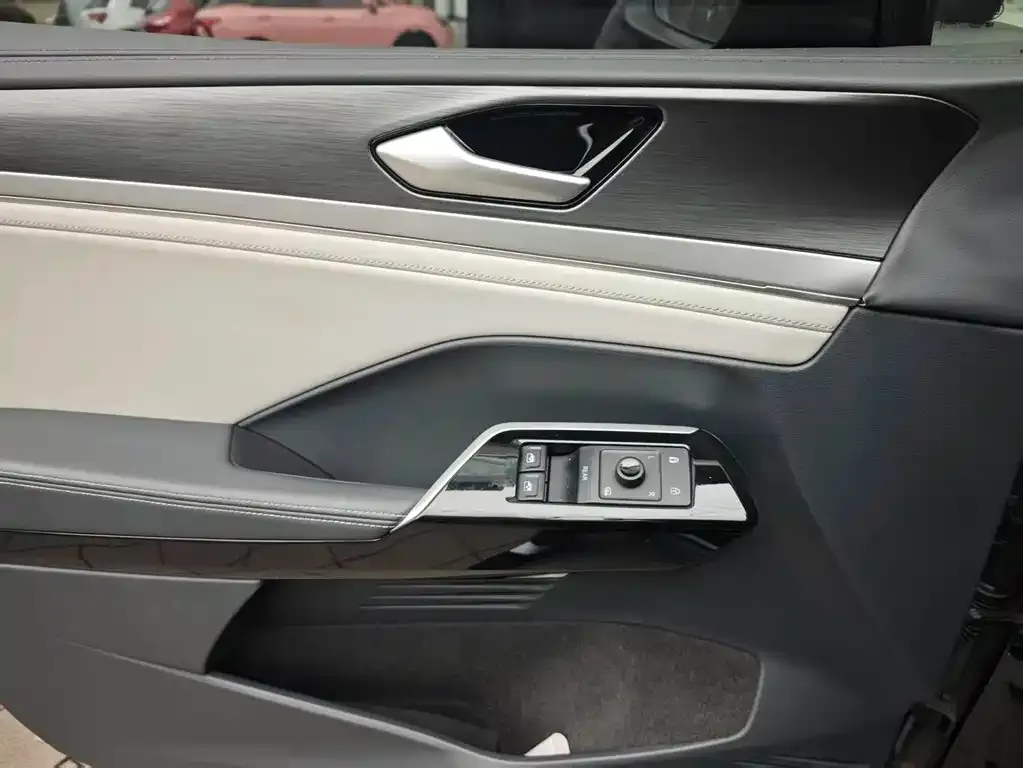 Volkswagen ID.6 Crozz 2022 из CN, фото 6