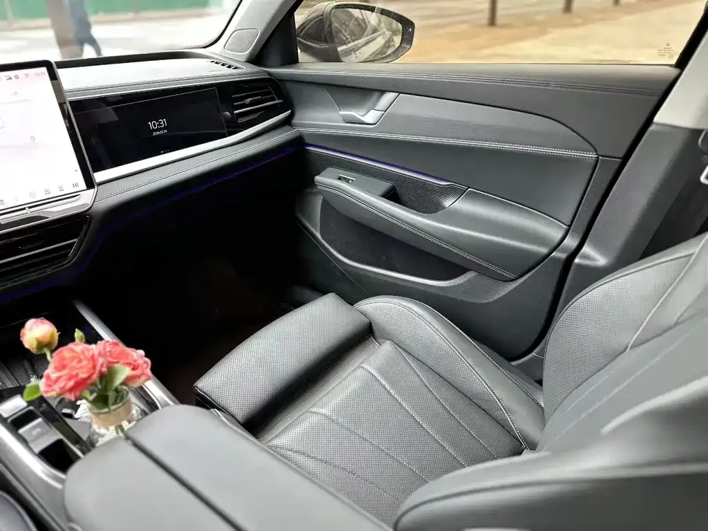 Volkswagen Passat 2025 из CN, фото 5