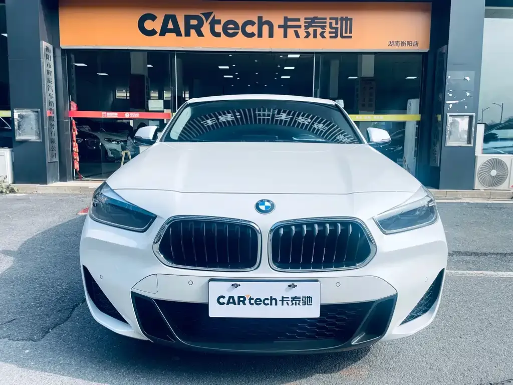 BMW X2 — фото 1