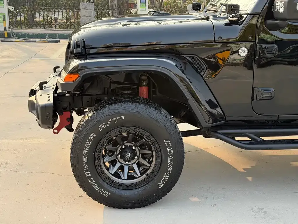 Jeep Wrangler — фото 5