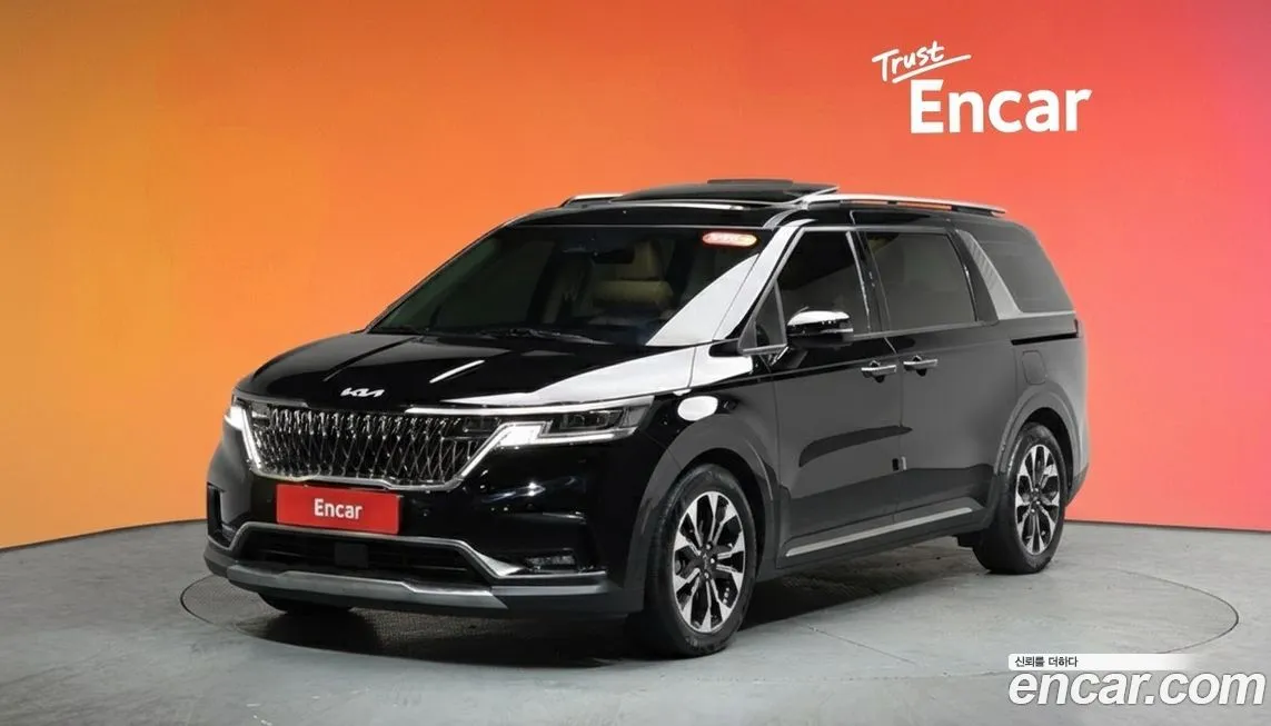 Kia Carnival — фото 1
