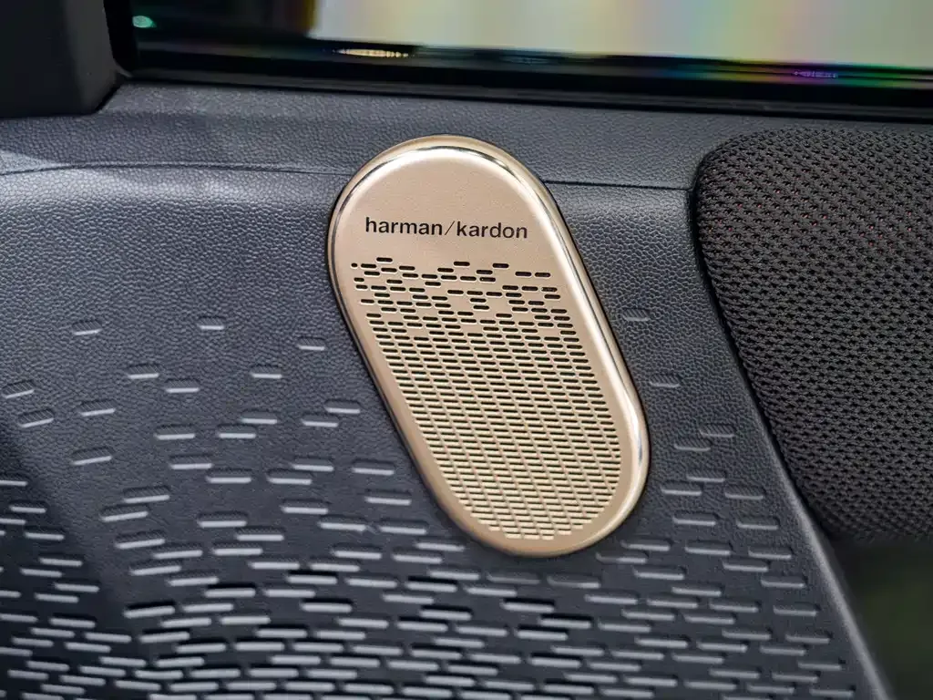 MINI JCW Electric 2025 из CN, фото 6