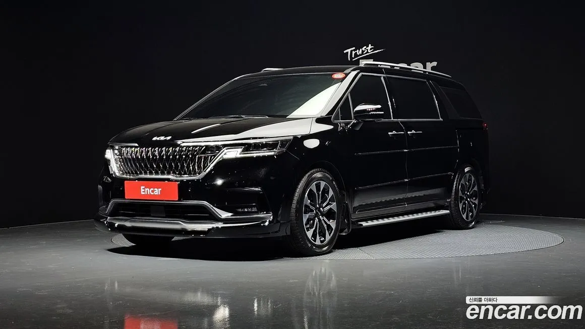 Kia Carnival — фото 1