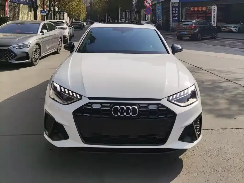 Audi A4L 2025 из CN, фото 1