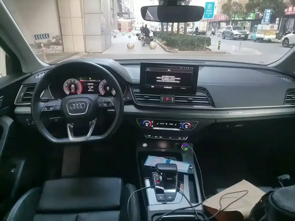 Audi Q5L 2023 из CN, фото 3