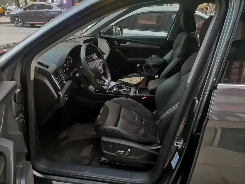 Audi Q5L 2023 из CN, фото 9