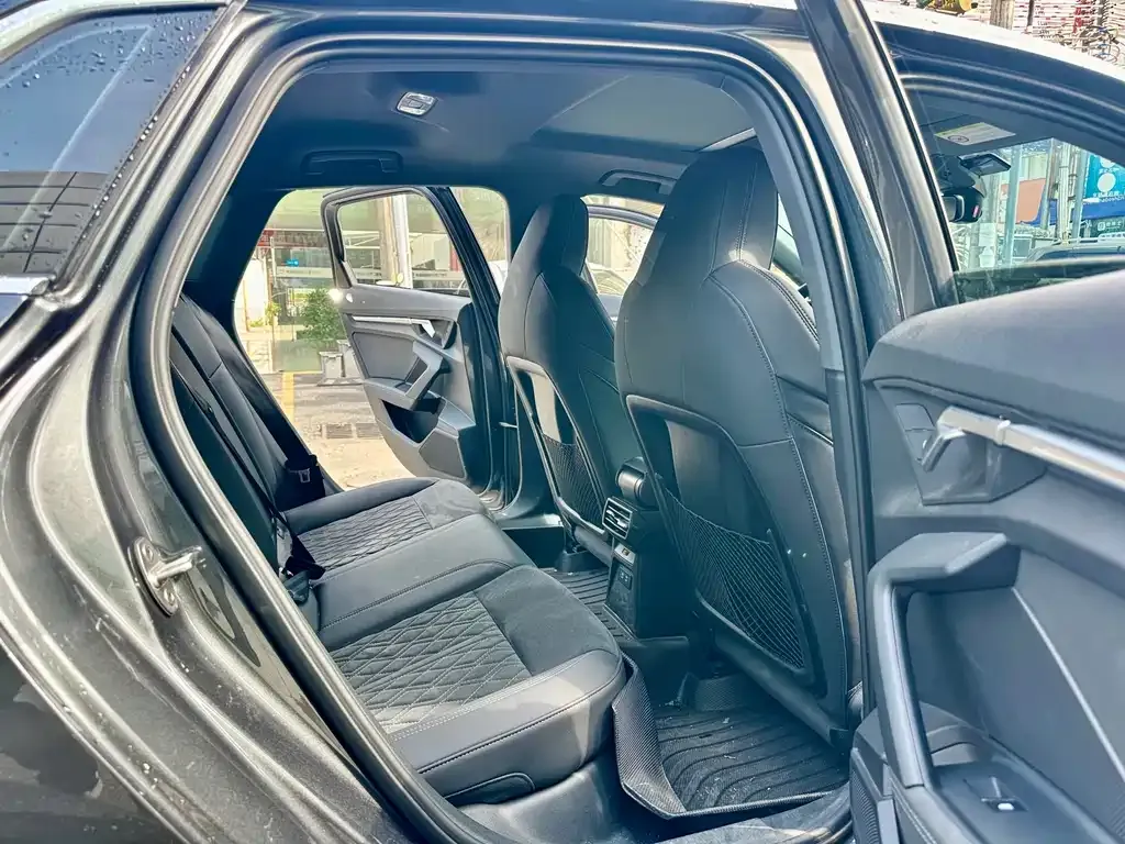 Audi A3 2024 из CN, фото 9
