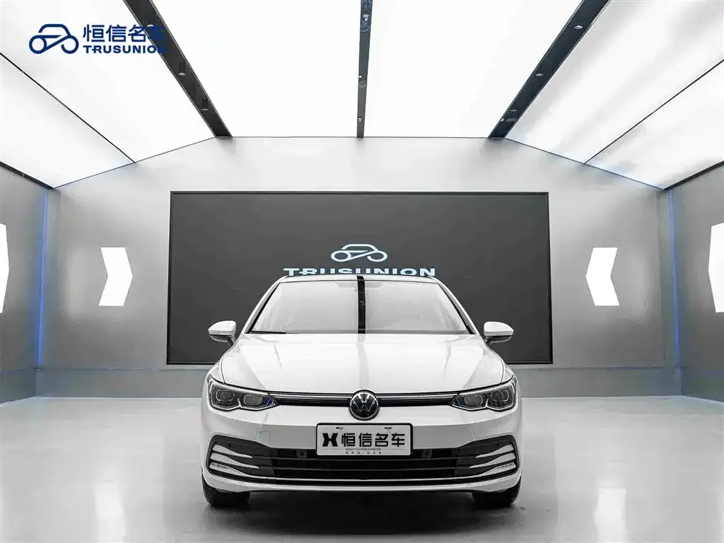Volkswagen Golf 2023 из CN, фото 6