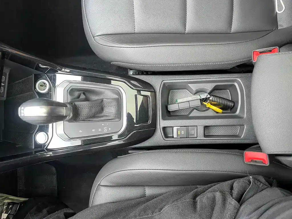 Volkswagen T-Roc 2022 из CN, фото 10