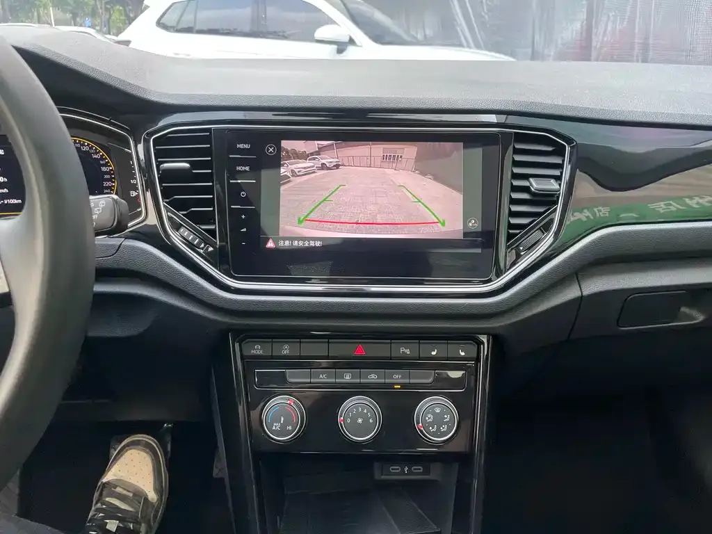 Volkswagen T-Roc 2022 из CN, фото 4