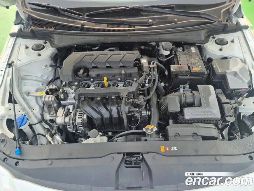Hyundai AVANTE — фото 10