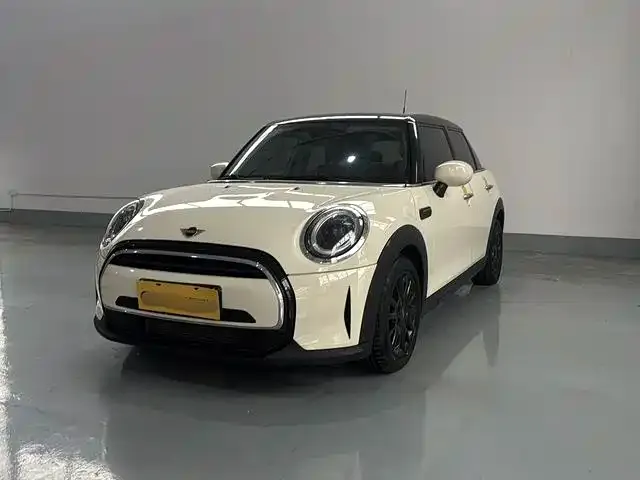 MINI Cooper (3-door) — фото 1