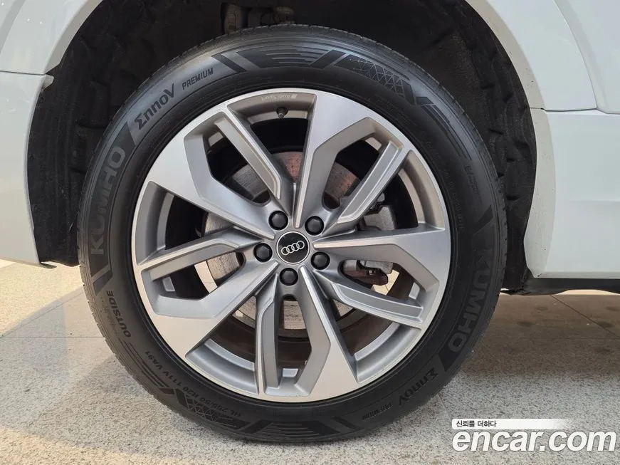 Audi e-tron 2022 из KR, фото 9