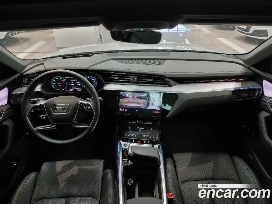Audi e-tron 2022 из KR, фото 8