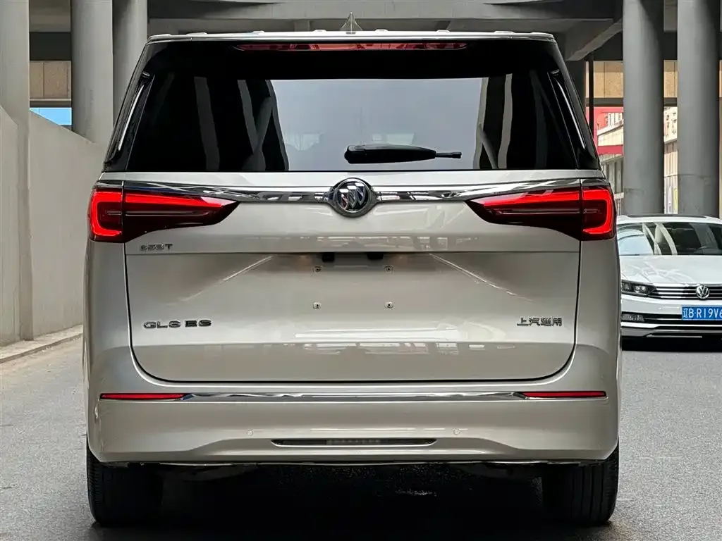 Buick GL8 2022 из CN, фото 8