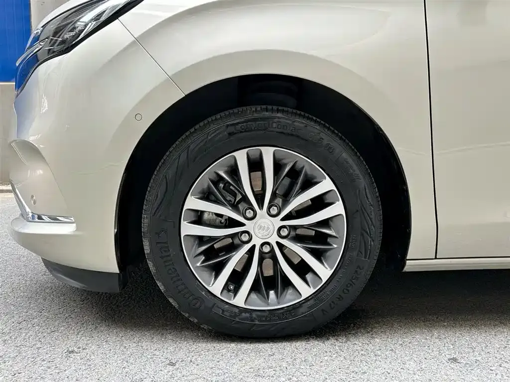 Buick GL8 2022 из CN, фото 10