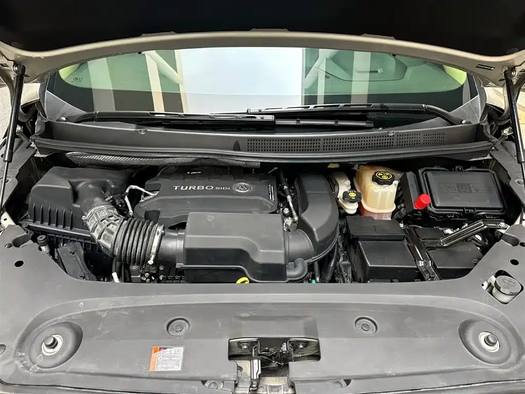 Buick GL8 2022 из CN, фото 4