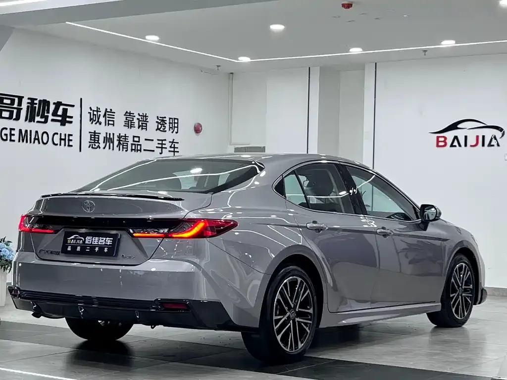Toyota Camry 2025 из CN, фото 8