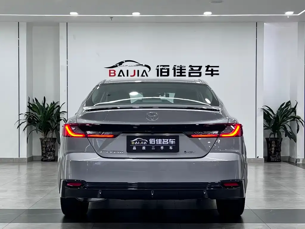 Toyota Camry 2025 из CN, фото 3