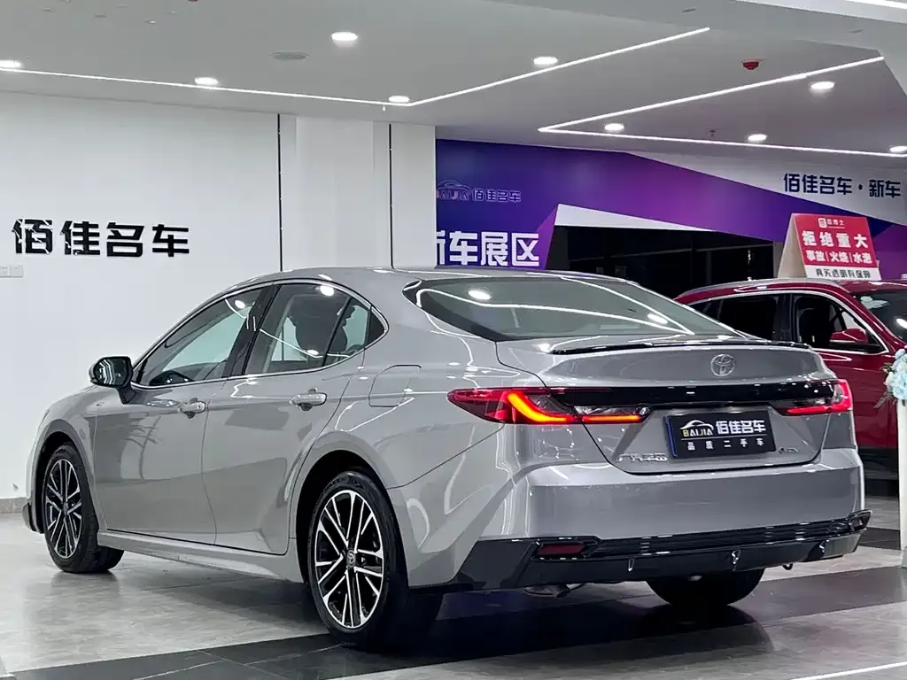 Toyota Camry 2025 из CN, фото 10