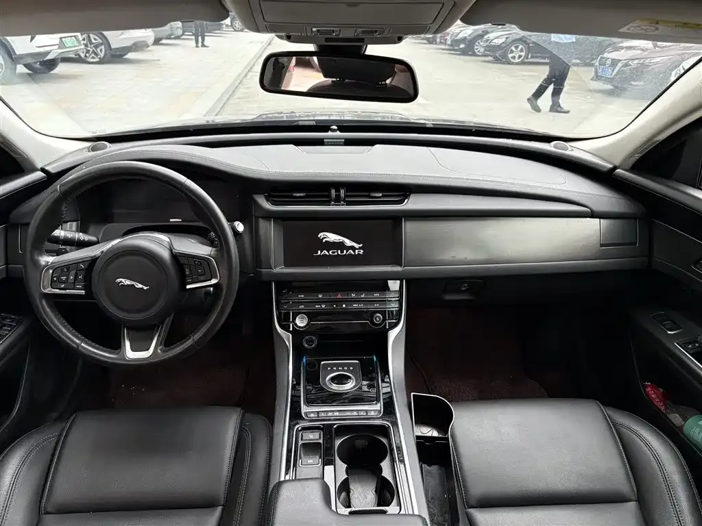 Jaguar XFL 2021 из CN, фото 7