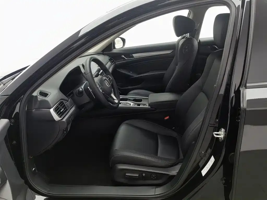 Honda Accord — фото 5