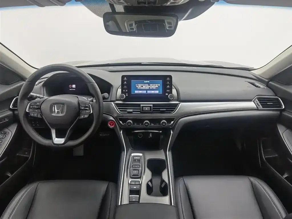 Honda Accord — фото 6