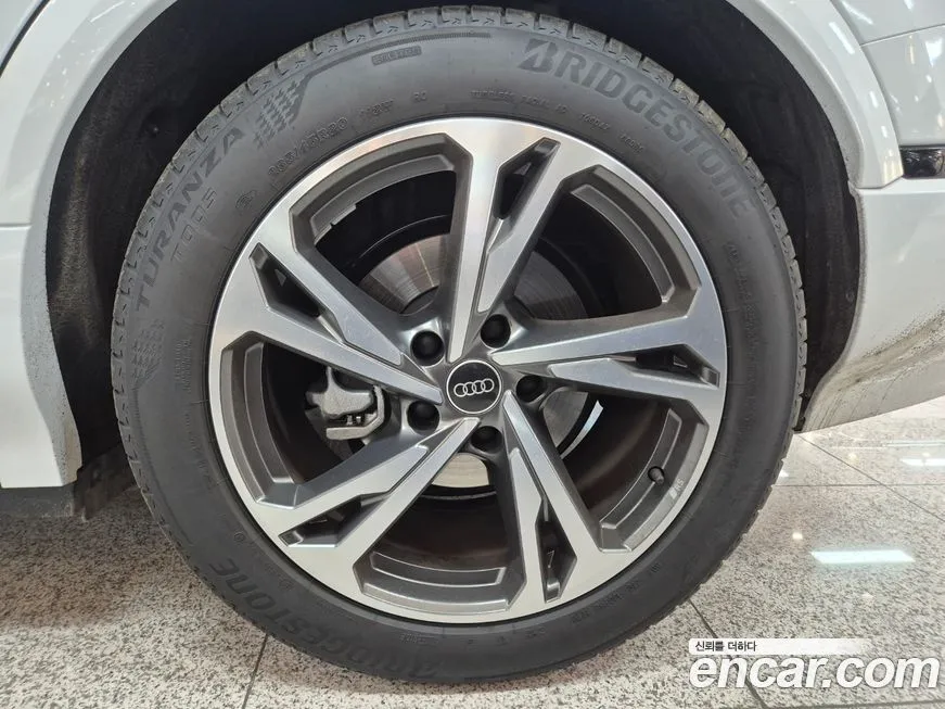 Audi Q6 e-tron 2025 из KR, фото 9