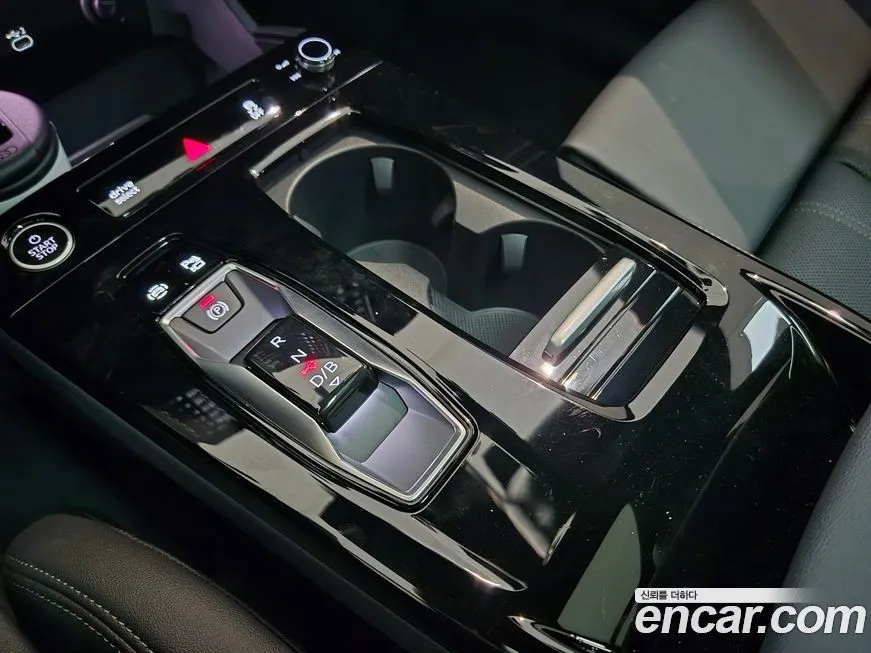 Audi Q6 e-tron 2025 из KR, фото 10