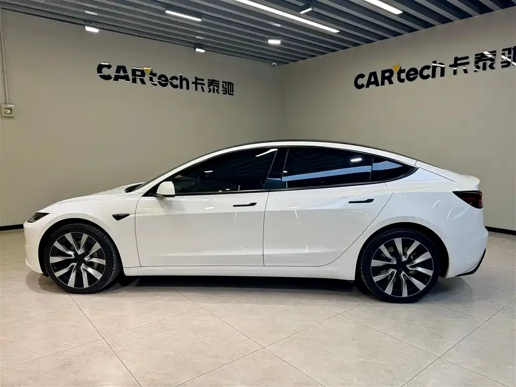 Tesla Model 3 2025 из CN, фото 10