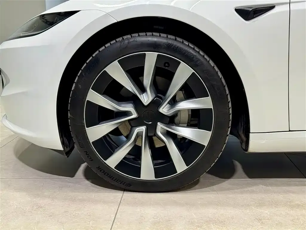 Tesla Model 3 2025 из CN, фото 6