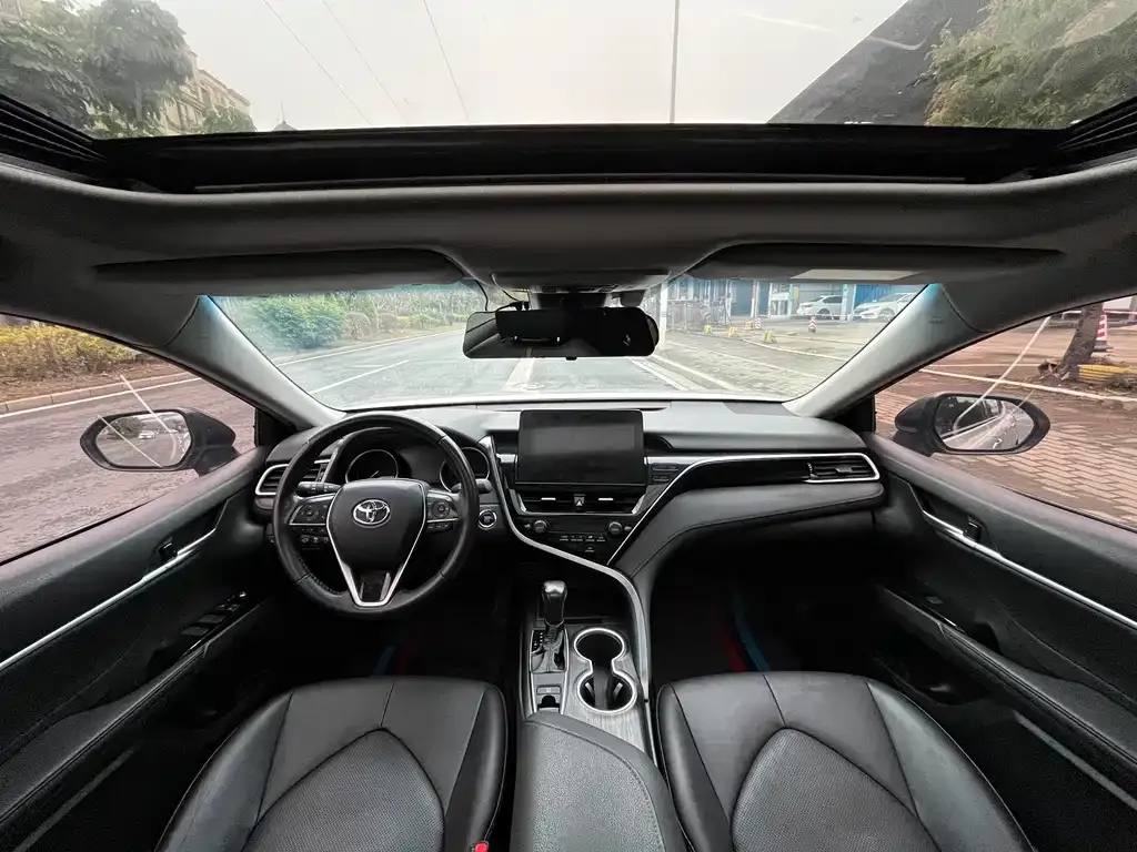 Toyota Camry 2022 из CN, фото 7