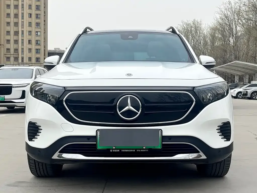 Mercedes-Benz EQB — фото 2